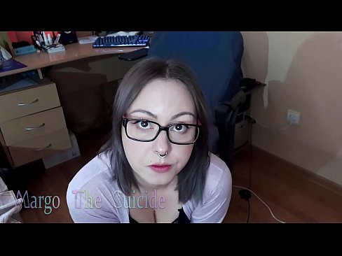 ❤️ Sexy Girl with Glasses Sucks Dildo Deeply on Camera ❤❌ Hanya porno pada kami