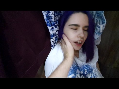 ❤️ Menemukan adikku di lemari dan membantunya cum ❤❌ Hanya porno pada kami